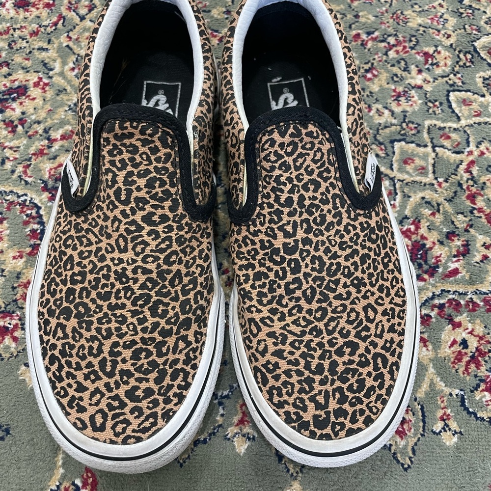Vans leopard print size 2 - Picture 2 of 6
